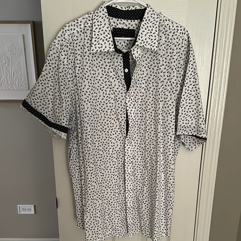 Men’s big and tall Black and White floral Patterned Shirt